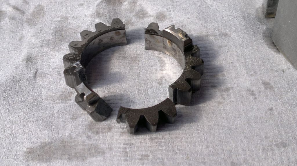 Clutch kick start gear broke!